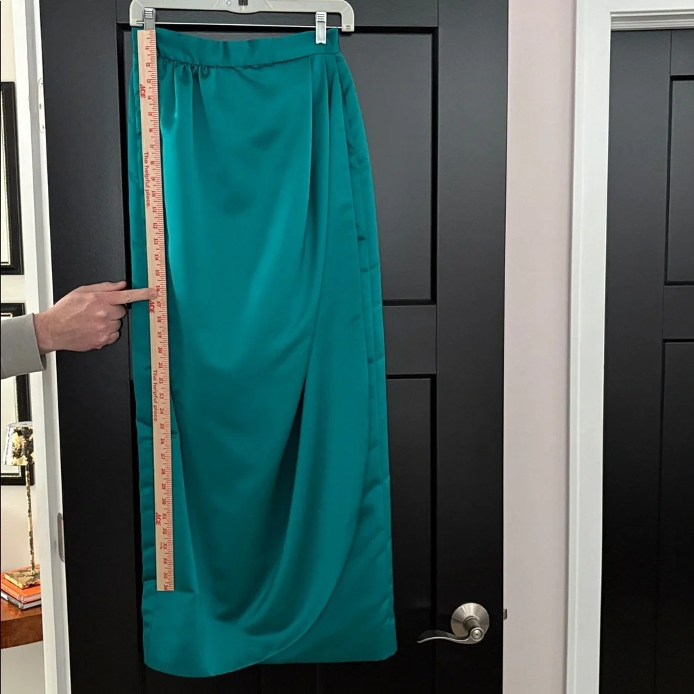 Arthur Doucette Teal Women's Silk Suit, Skirt with Decorative Bow Jacket. Size 6